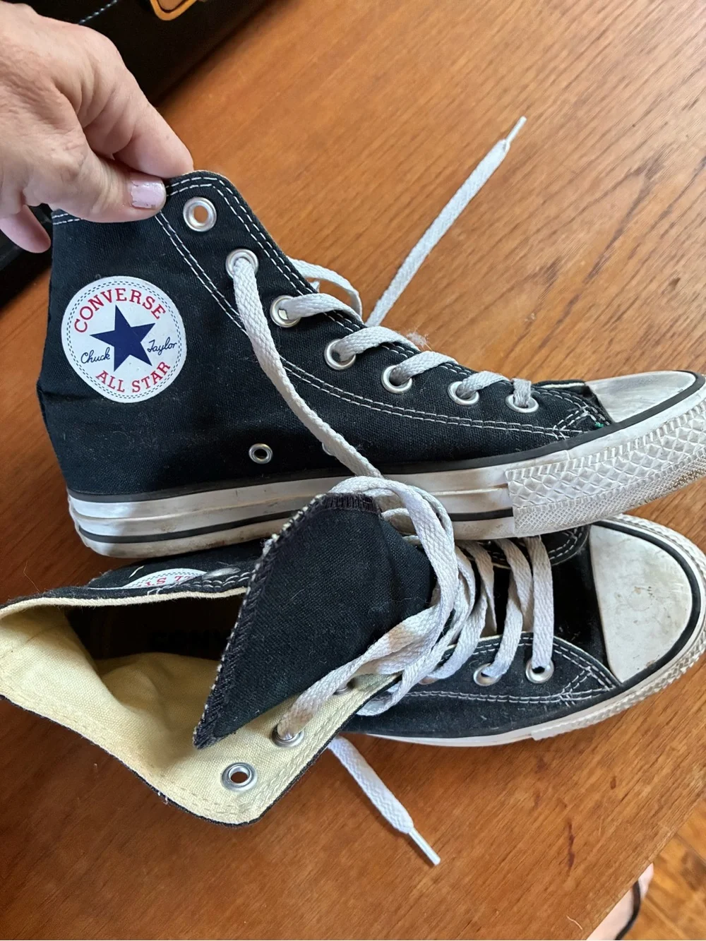 Converse Black and White High-Top Sneakers Chuck Taylor. Great shape!